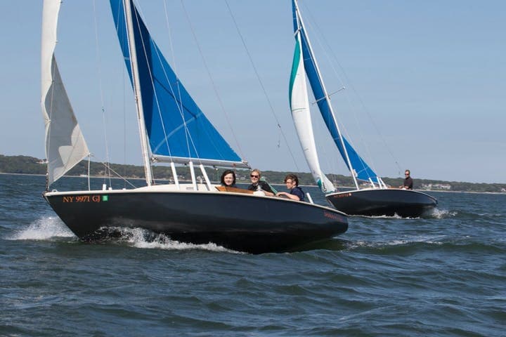 23' Pearson Ensign with Captain