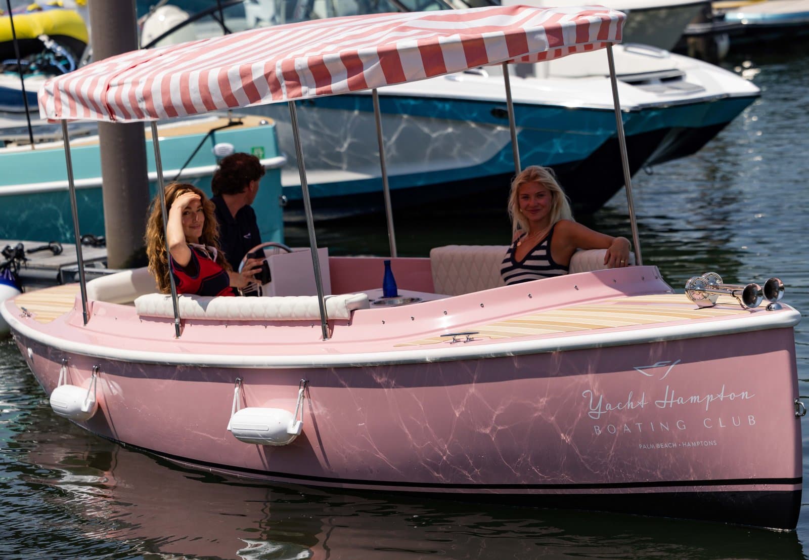22' Barbie Fun Boat photo 2