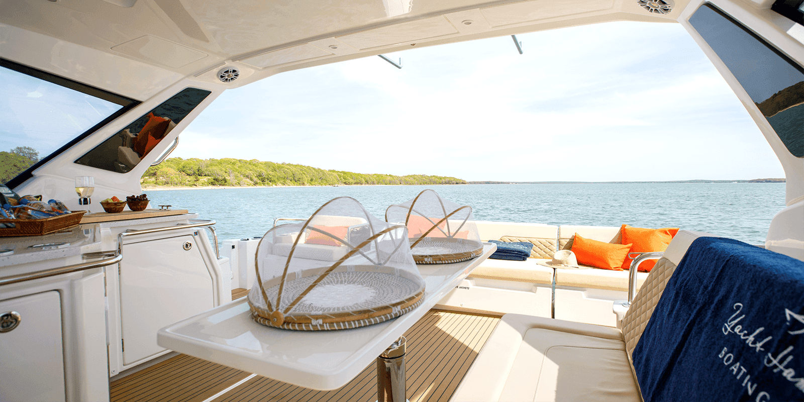 36' Aquila Catamaran (East Hampton) photo 2
