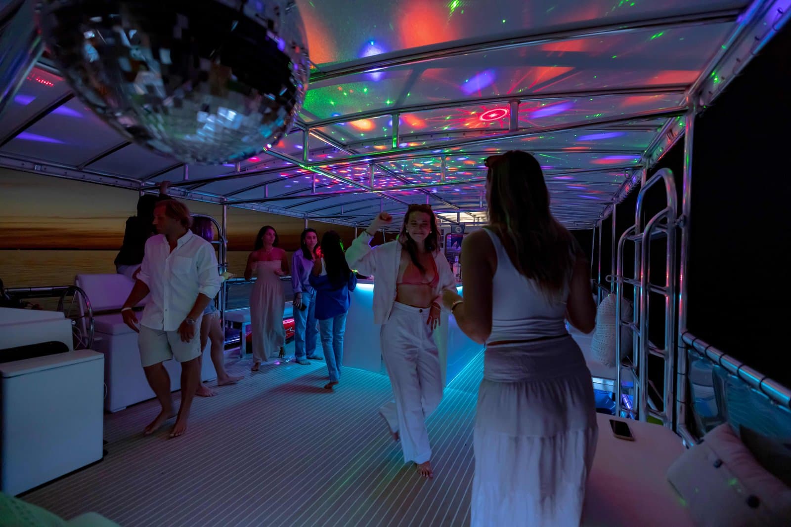 50' Jubilance with Beach Club photo 4