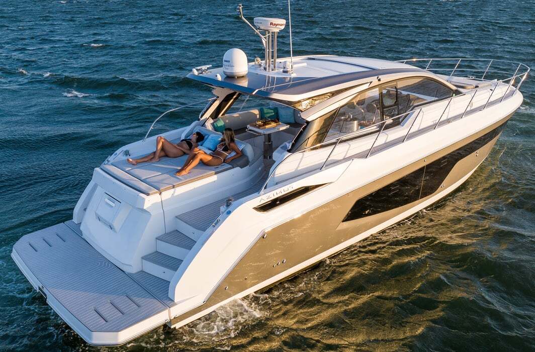 51' Azimut Atlantis photo 2