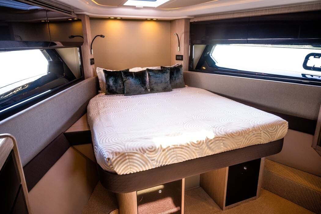 51' Azimut Atlantis photo 4