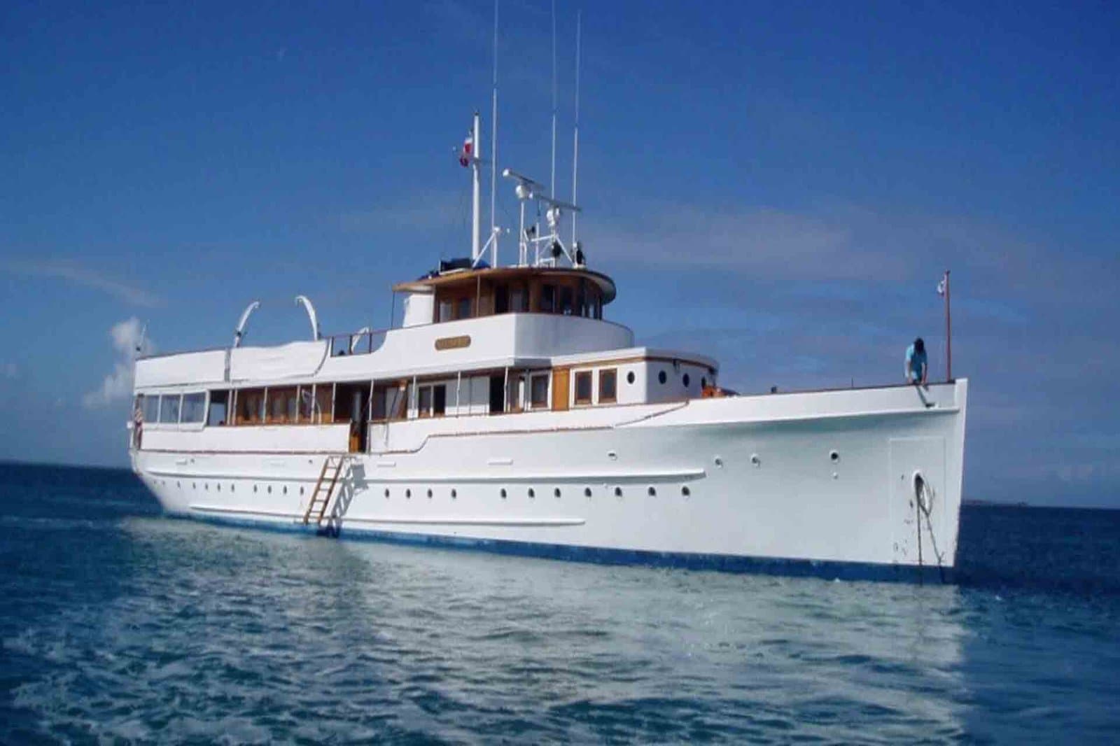 122' Hamptons Event Yacht photo 3